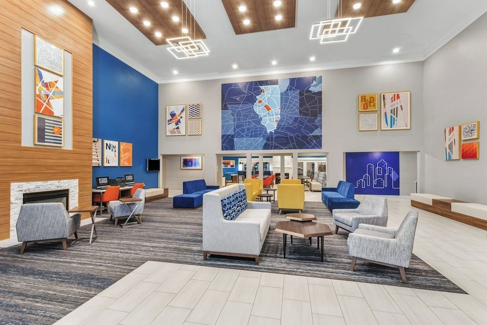 Holiday Inn Express & Suites BLOOMINGTON - NORMAL by IHG 2