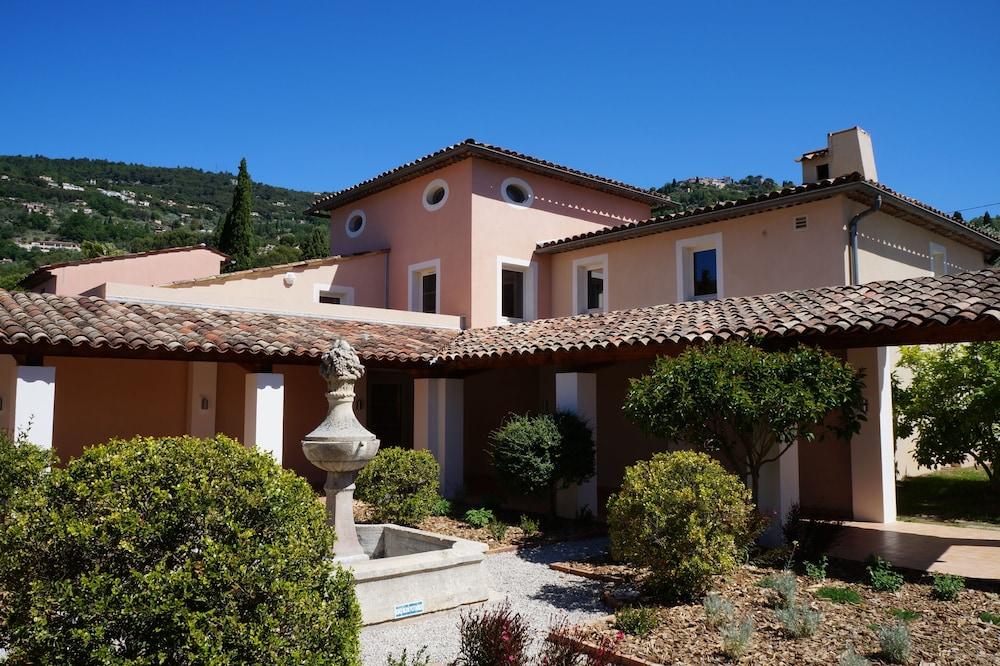 LA TOUR CARRÉE - GRASSE SUD 1
