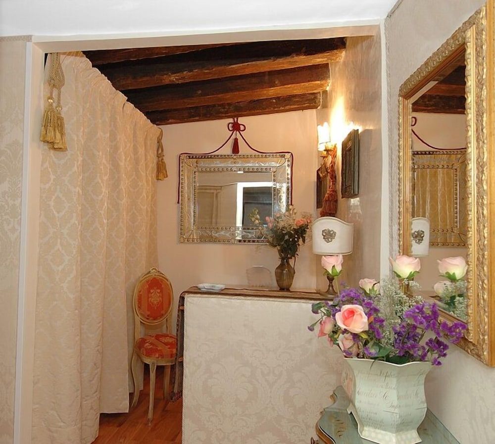 Ca' Della Loggia 2