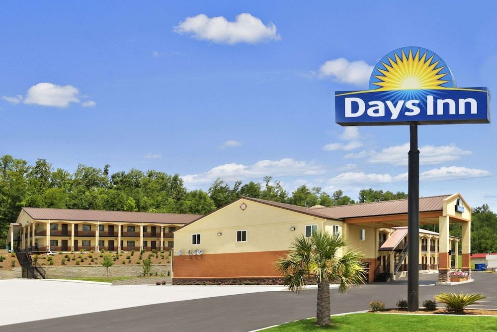 Days Inn by Wyndham Fultondale 1
