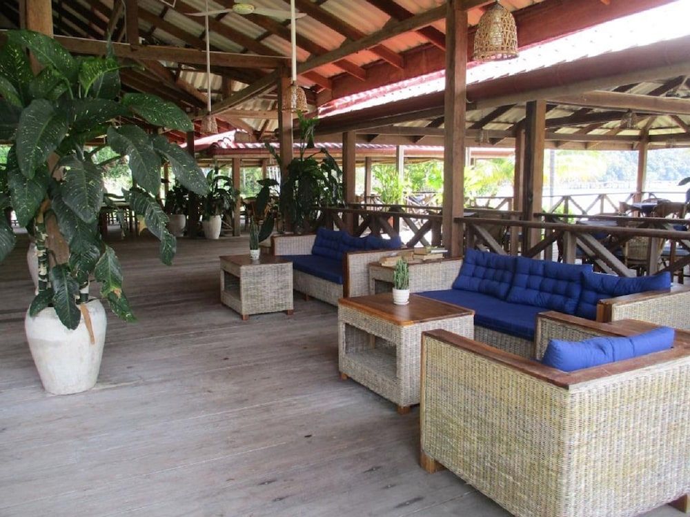 Saracen Bay Resort 2