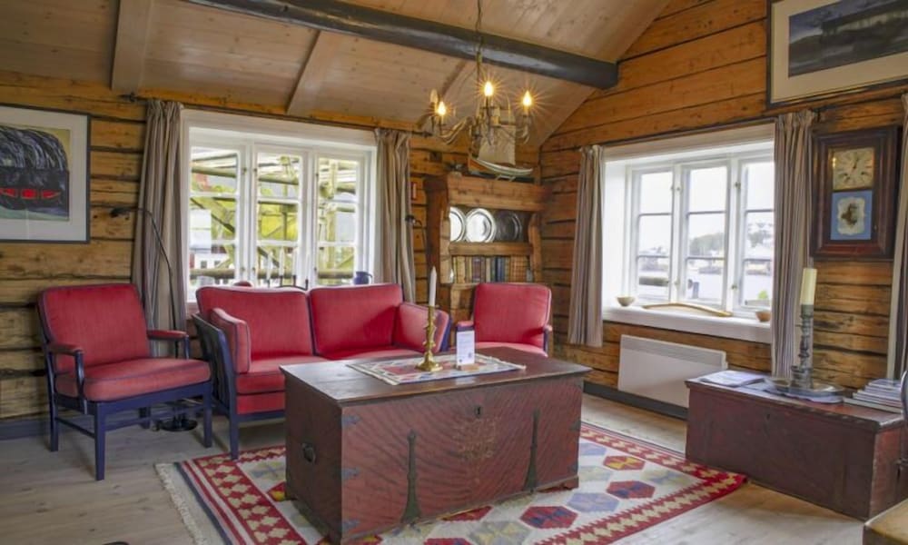 Reine Rorbuer - by Classic Norway Hotels 1