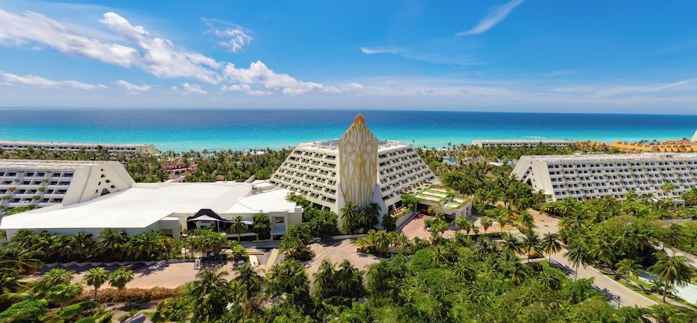 The Pyramid Cancun by Oasis -Premium Gourmet All Inclusive 1