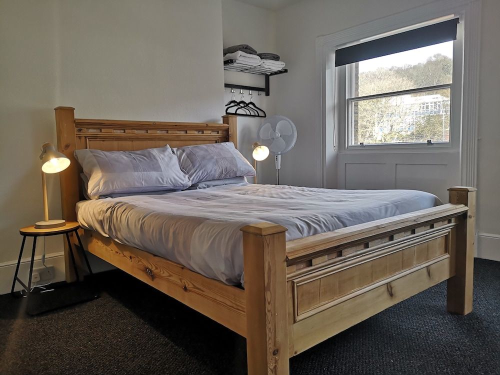 Dover Town Rooms 2