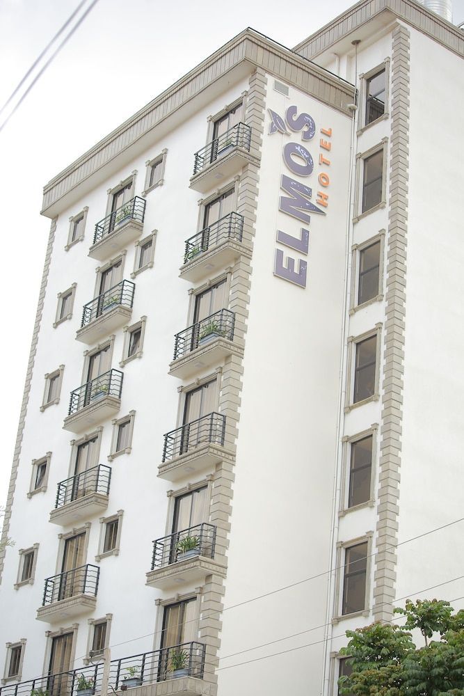 Elmo's Hotel 1