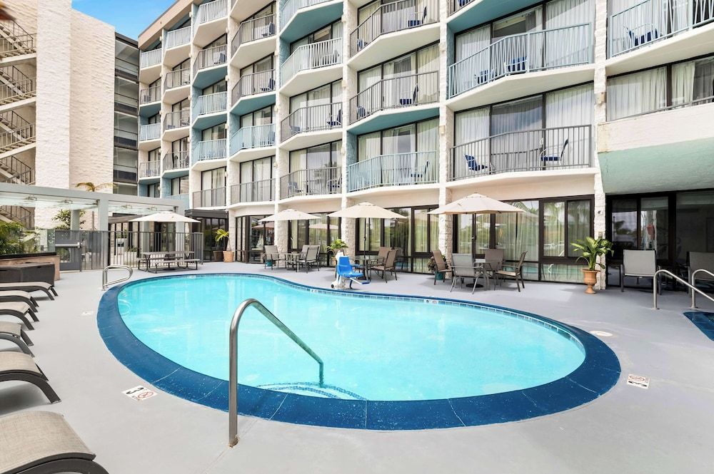 Best Western Yacht Harbor Hotel 1