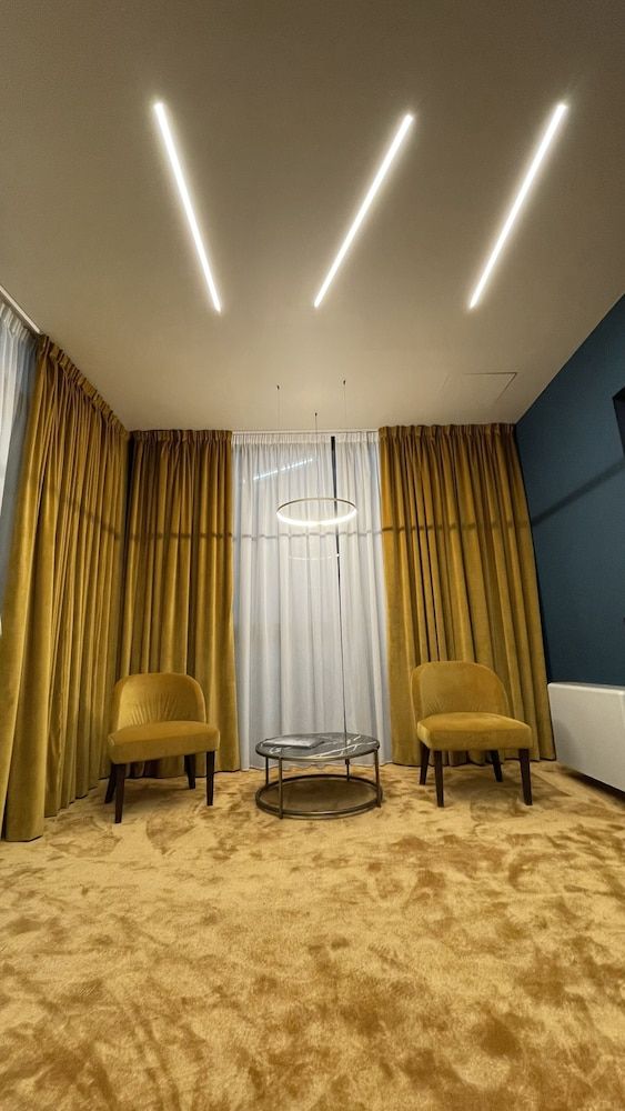 Hotel Delta 2