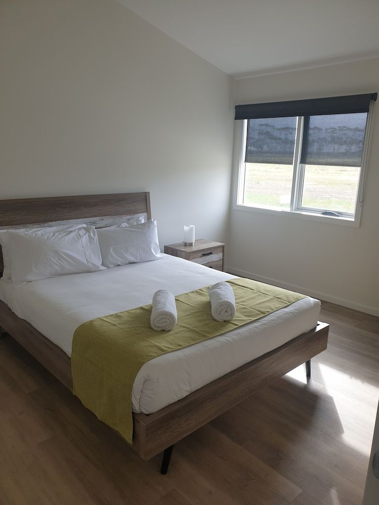 Lara Lodge 2