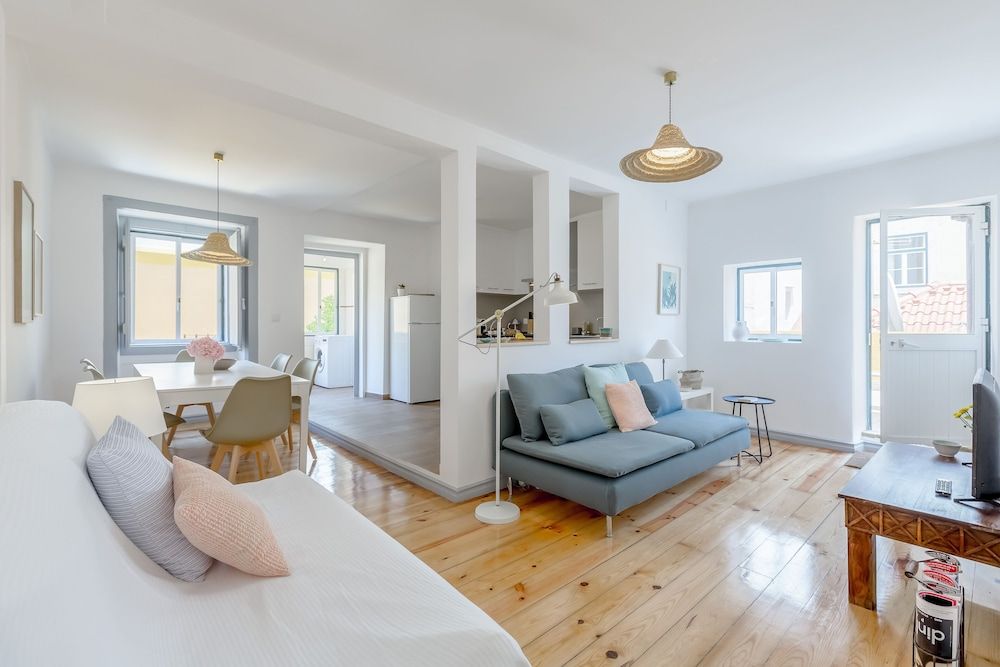 Alfama, Bright Spacious W/ Terrace Apartment, By TimeCooler 1