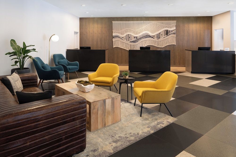 Delta Hotels by Marriott Nashville Airport 2