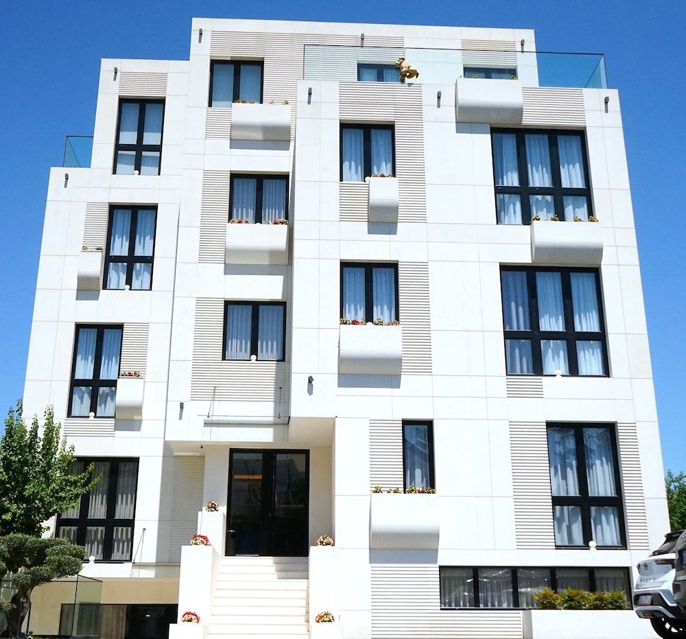 Arbnor Boutique Hotel 1