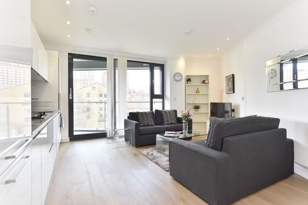 Tower Bridge City Apartments 1
