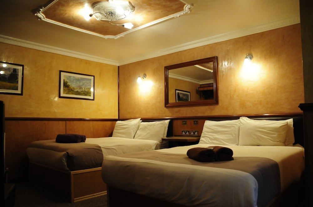 Cricklewood Lodge Hotel 1
