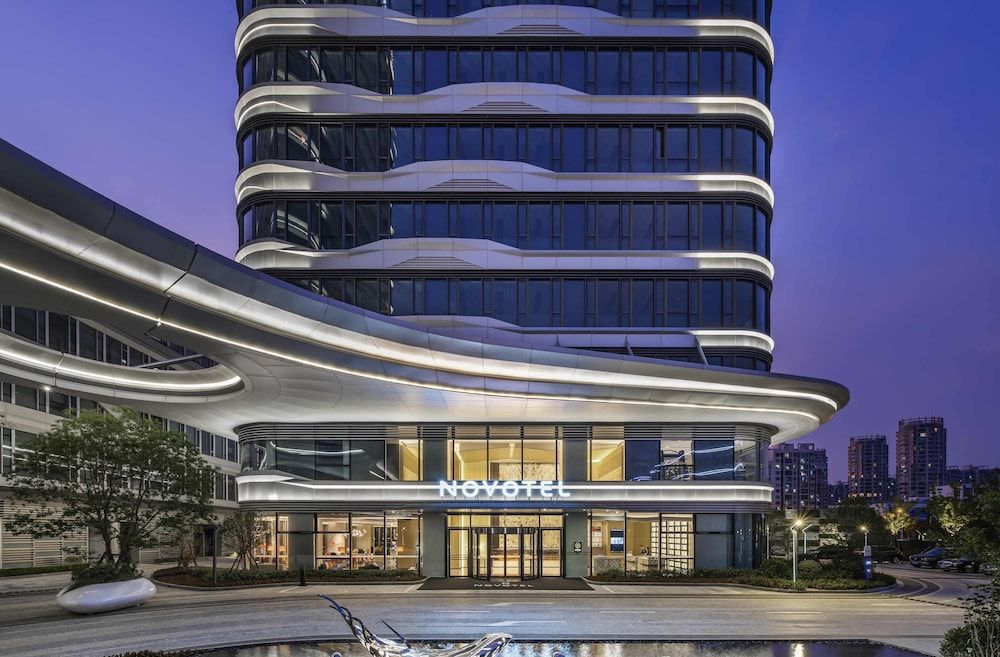 Novotel Shanghai Caohejing 1