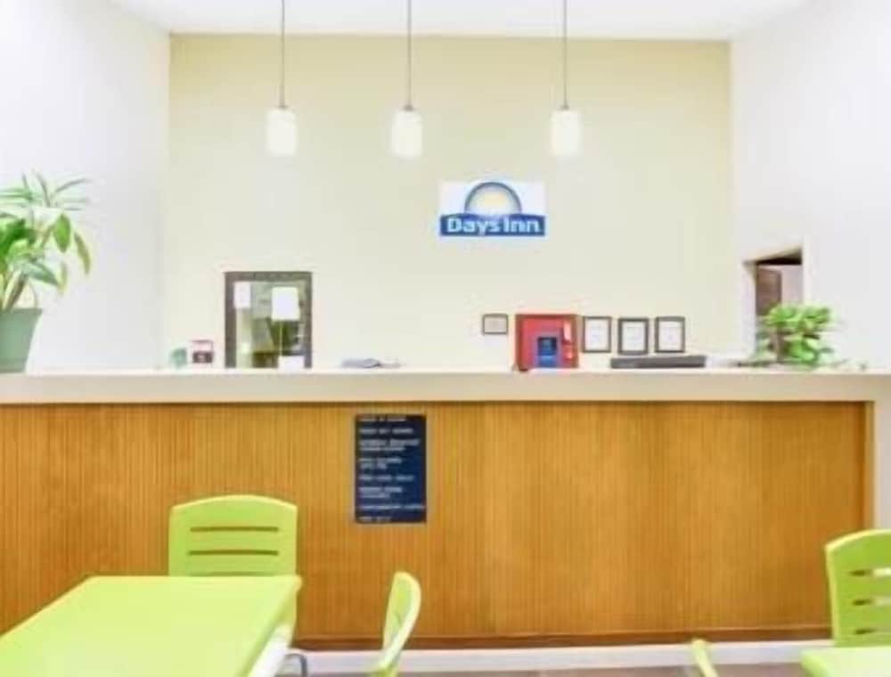 Days Inn by Wyndham Athens 1