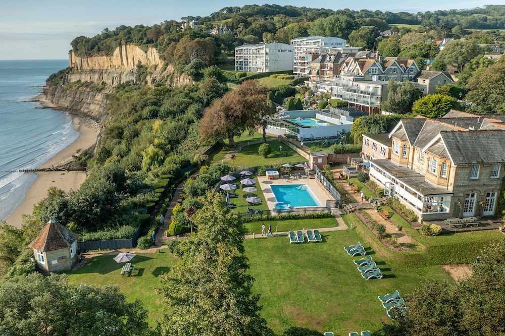 Luccombe Manor Country House Hotel 1