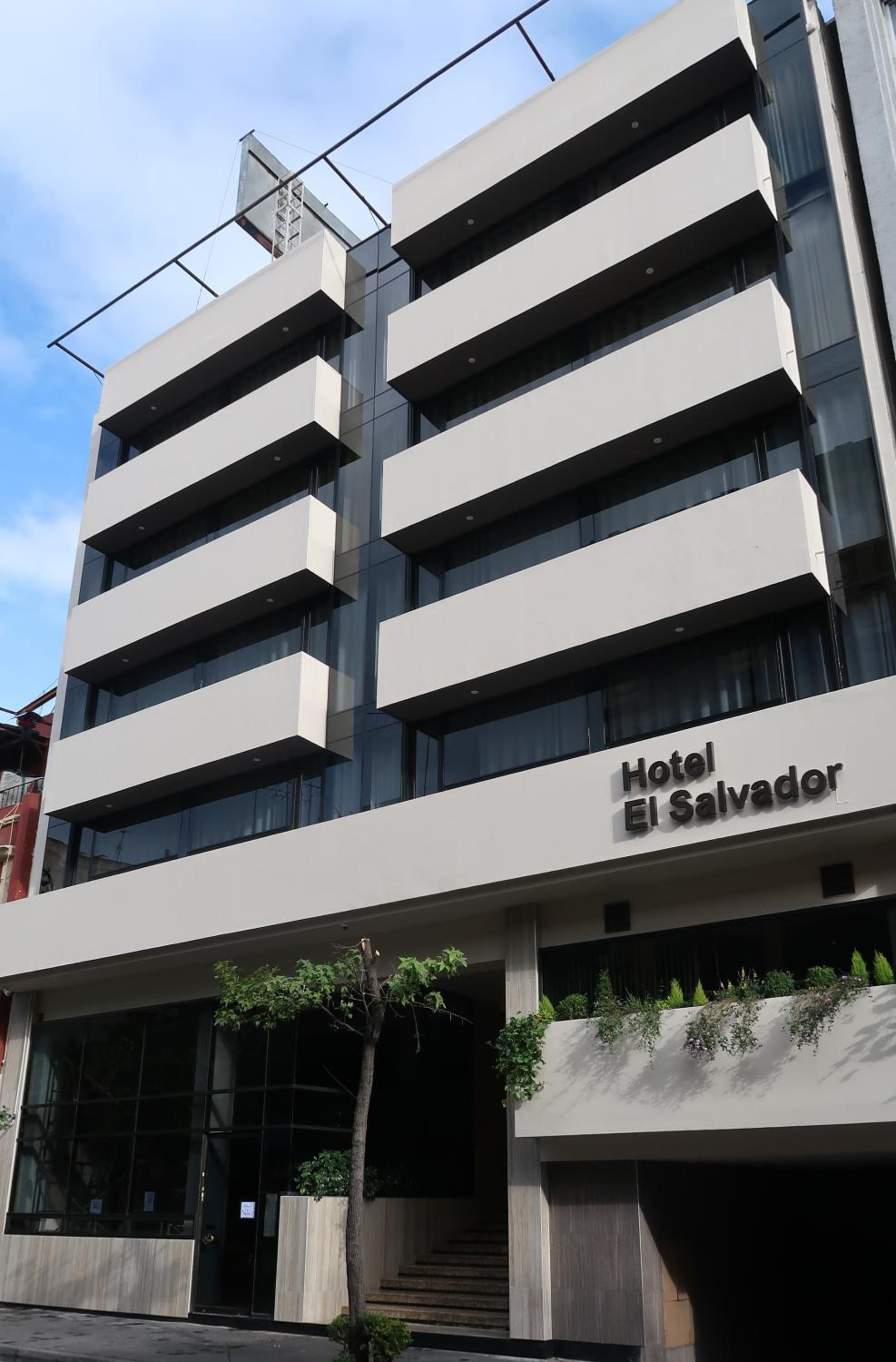 Hotel El Salvador 1