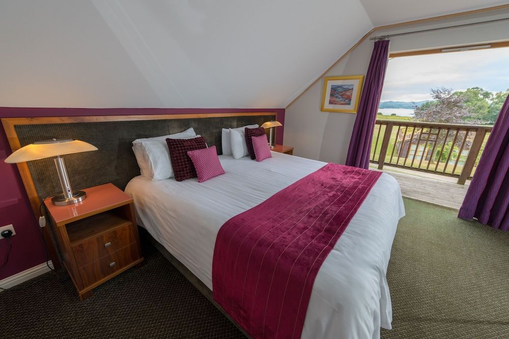 Loch Lomond Waterfront Luxury Lodges 2