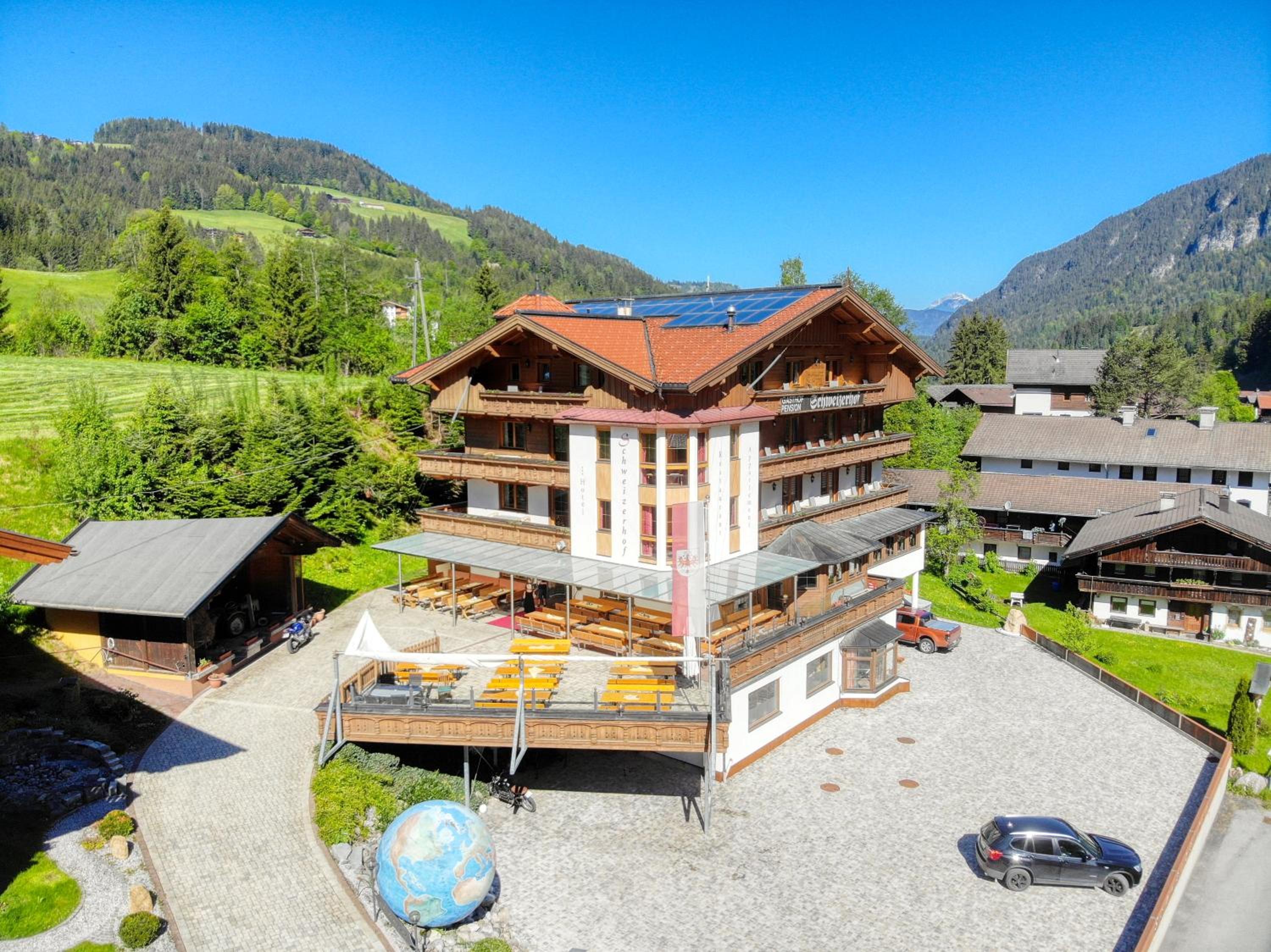 Hotel Schweizerhof 1