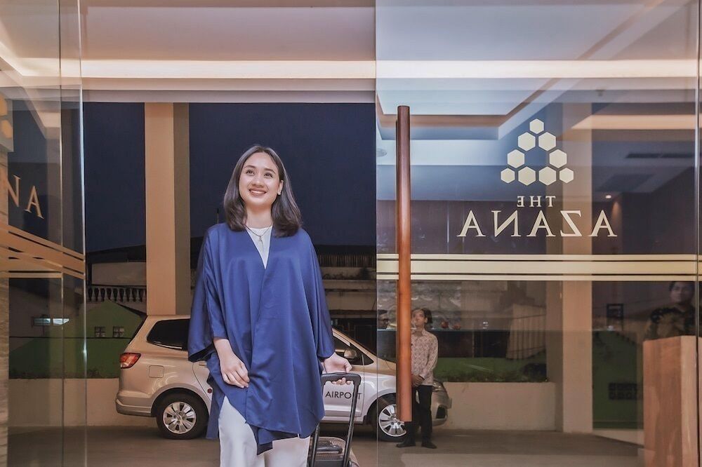 The Azana Hotel Airport Semarang 2