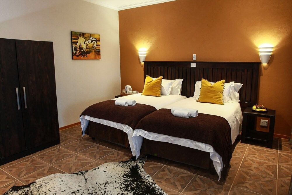 Woodlands Guest House 2
