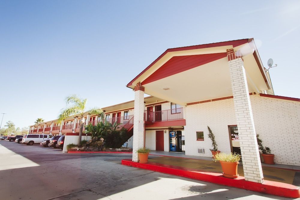 Palace Inn Wayside 2