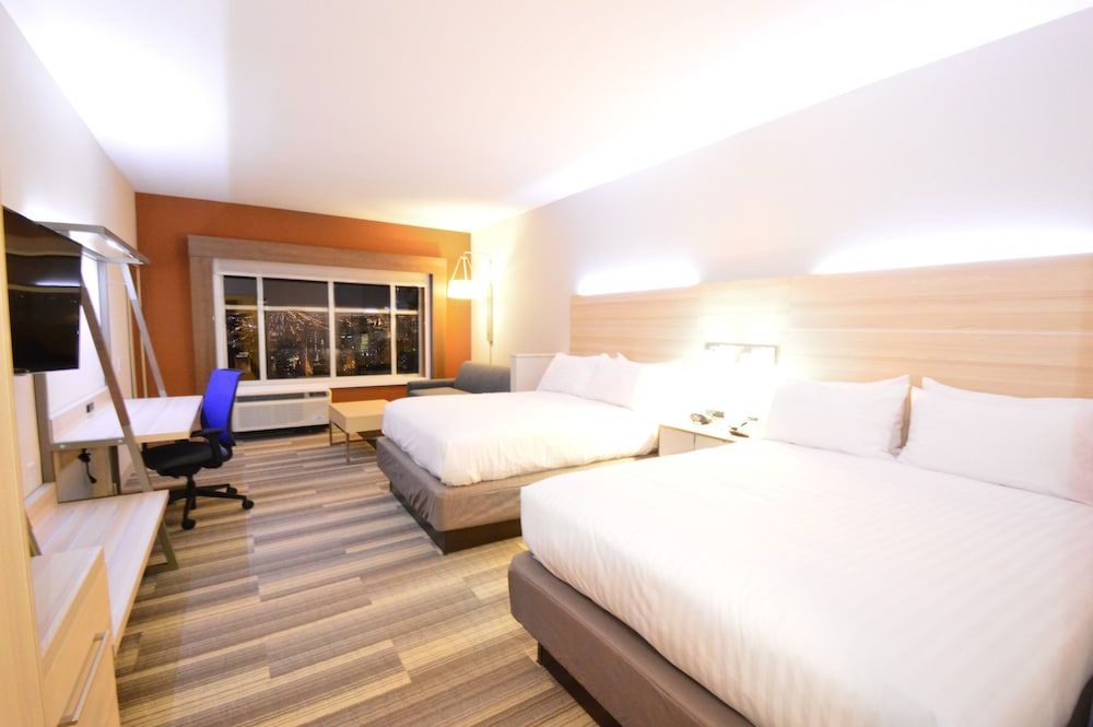 Holiday Inn Express & Suites TOLEDO SOUTH - PERRYSBURG by IHG 2