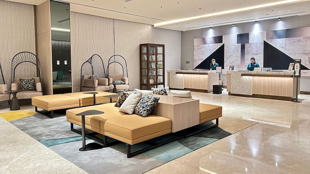 Holiday Inn & Suites MAKATI by IHG 2