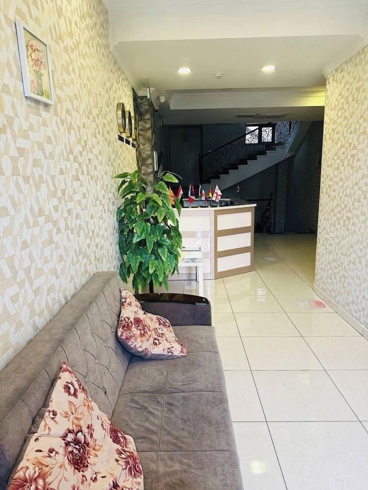 Eleon Hotel 1