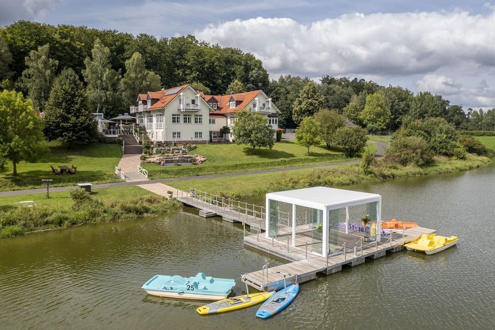 Lakeside Resort Michaela 1