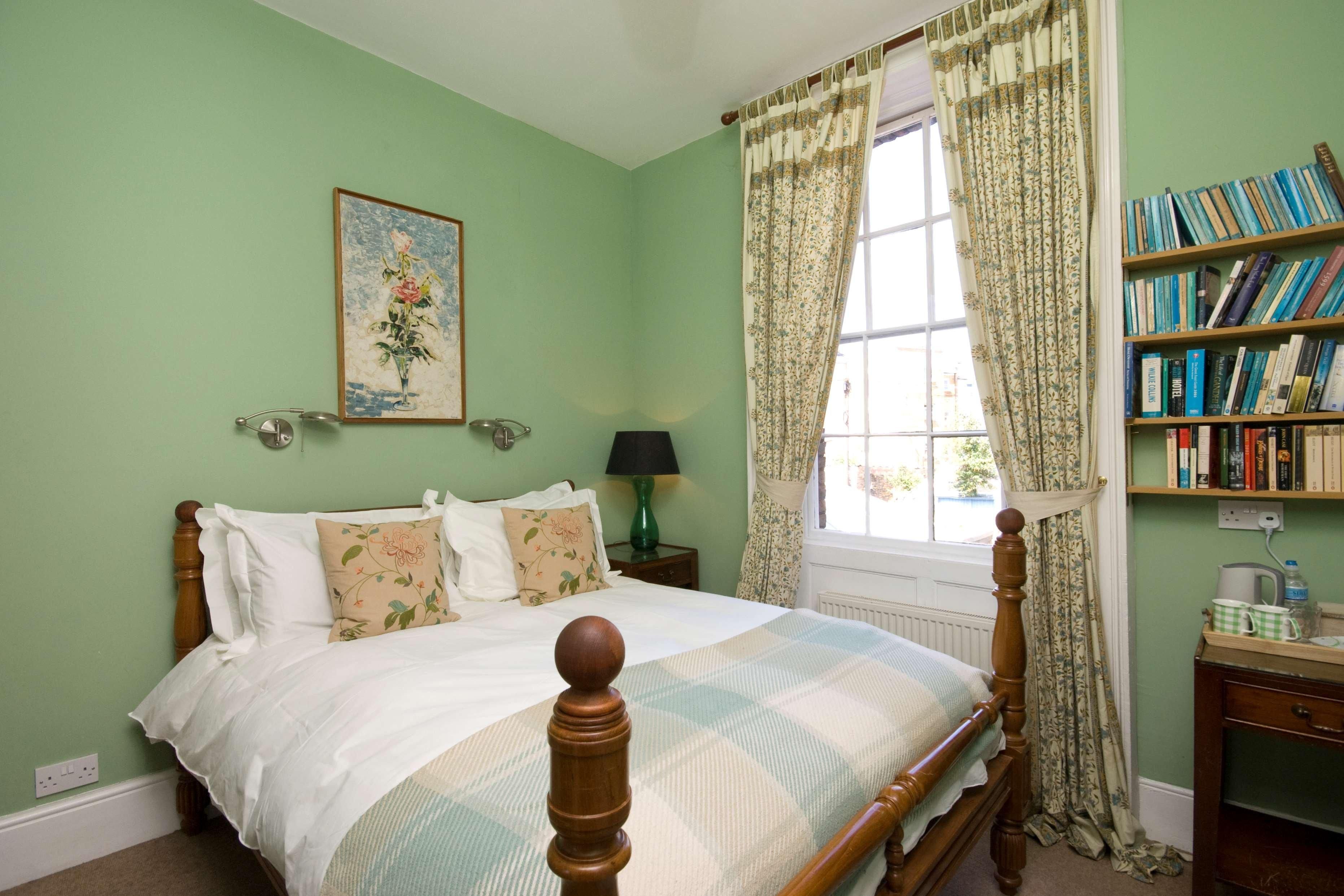 The Royal Harbour Hotel 1