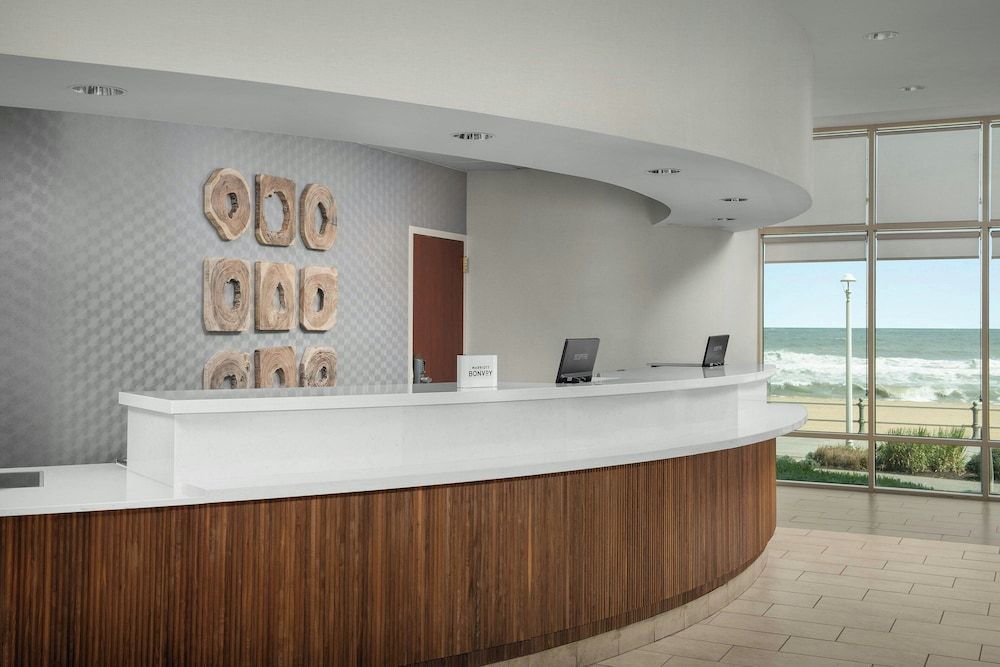 Courtyard by Marriott Virginia Beach Oceanfront North 37th Street 2