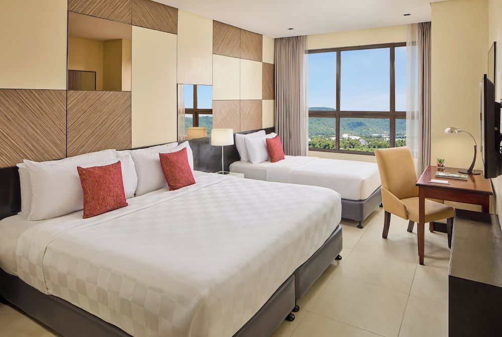Summit Hotel Tacloban 1