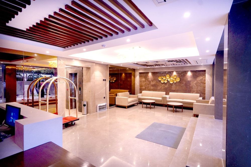 Hotel City Pride - City Centre, with Free Airport Pickup 1