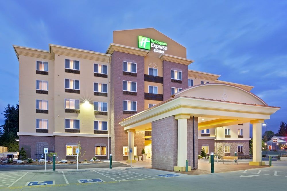 Holiday Inn Express & Suites SEATTLE NORTH - LYNNWOOD by IHG 1