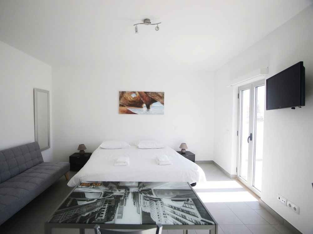 Guest House Lovely Swan 2