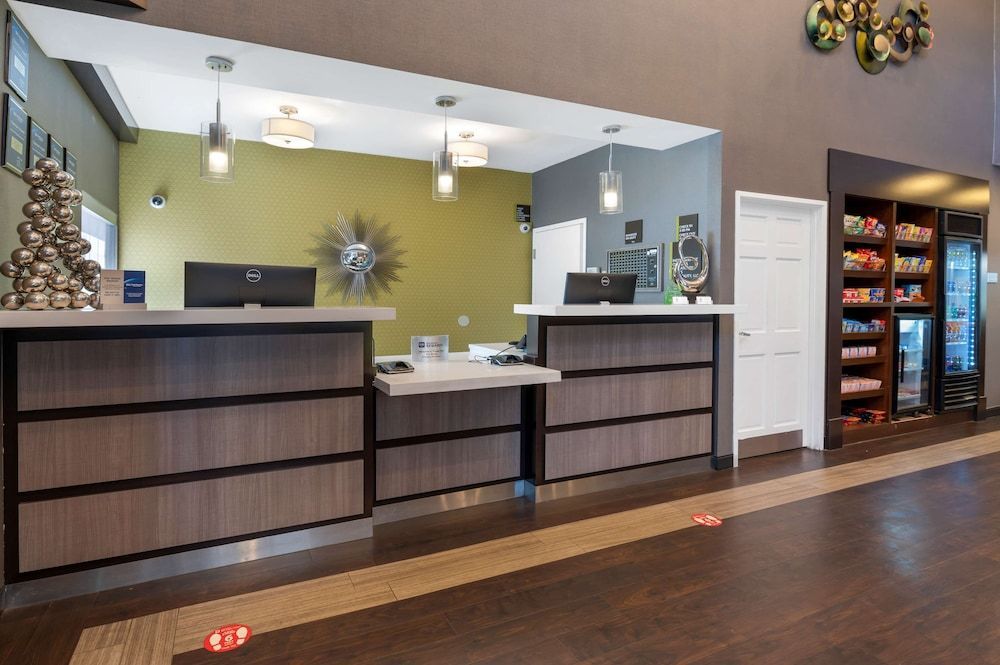 Best Western Hilliard Inn & Suites 2