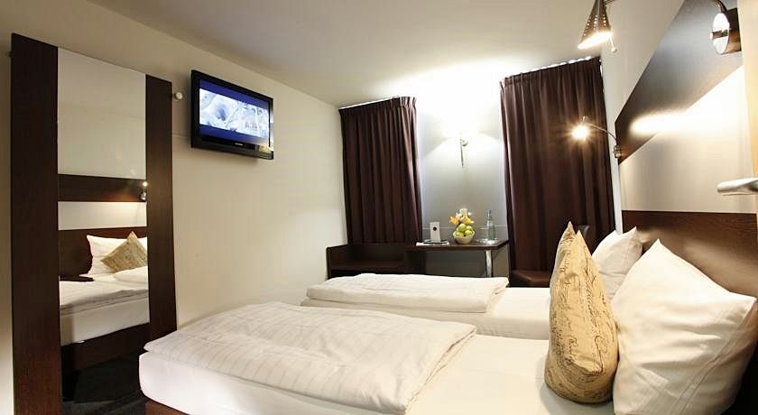 CENTRO HOTEL AYUN 1