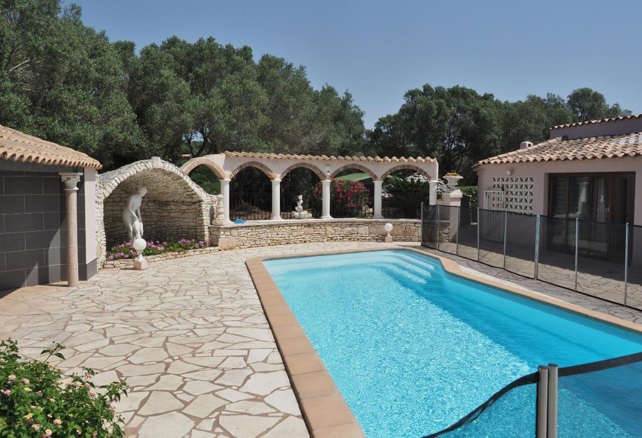 Domaine De Foresta 2