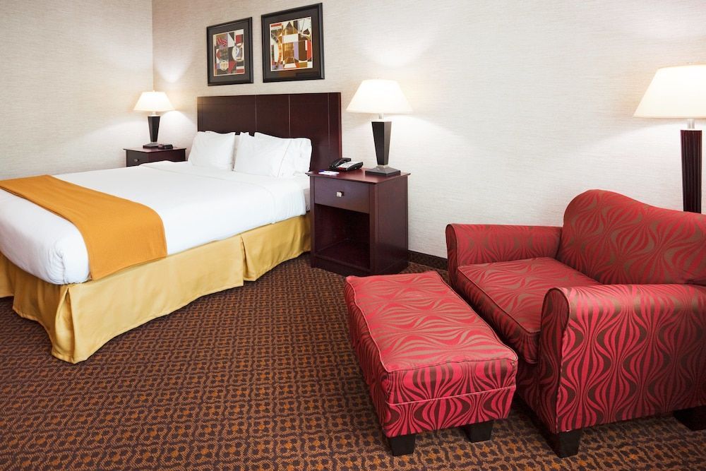 Holiday Inn Express CARROLLTON by IHG 1