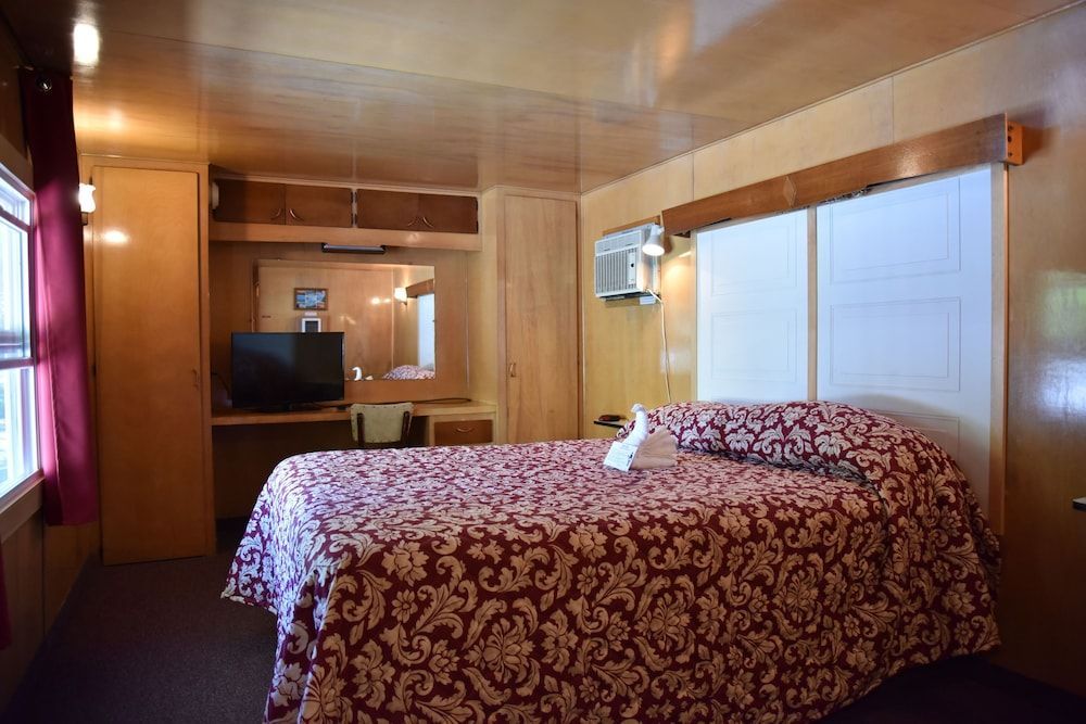 Robbins Motel 2