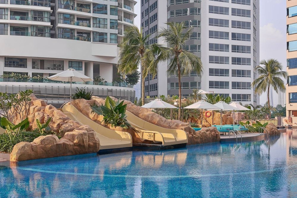 Renaissance Kuala Lumpur Hotel & Convention Centre 1