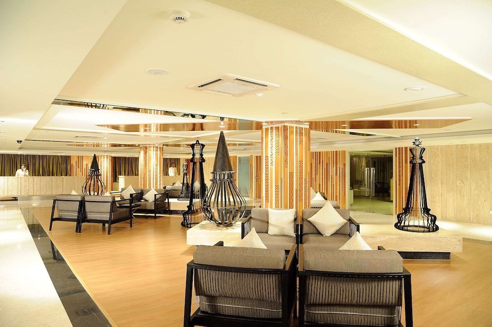 Davanam Sarovar Portico Suites 2