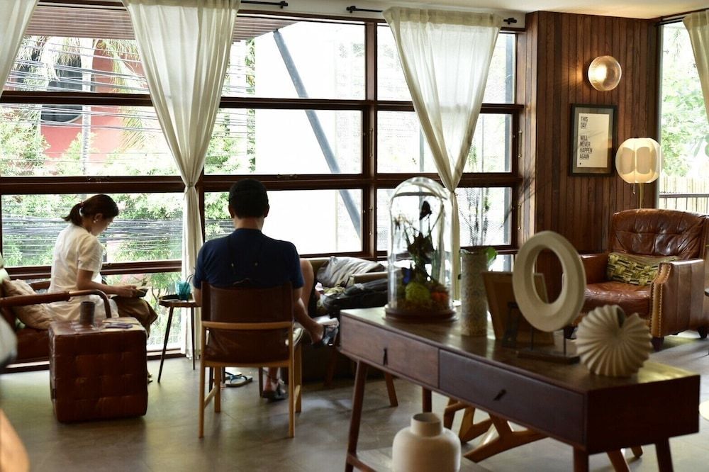 karaarom hotel 2