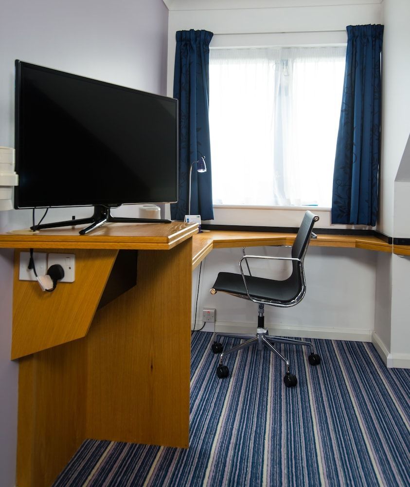 Holiday Inn Express LONDON - WANDSWORTH by IHG 2