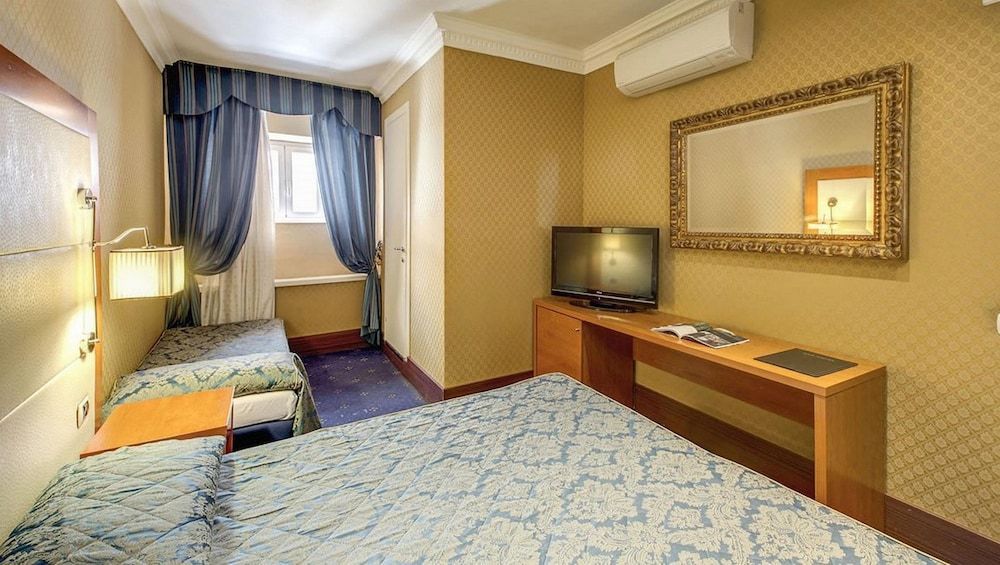939 Hotel 1
