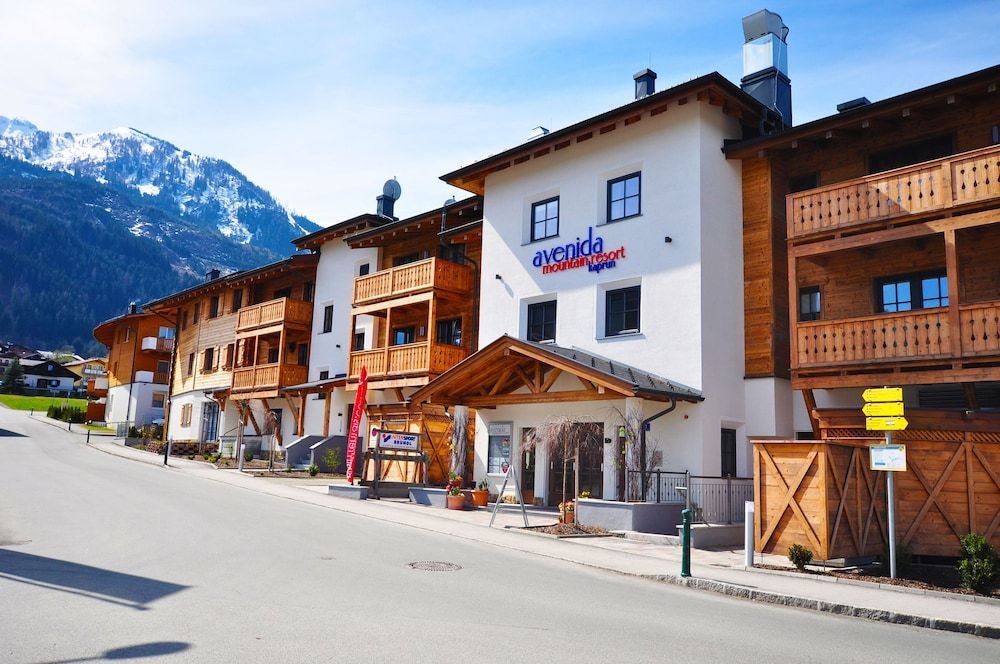 Avenida Mountain Resort A11 1