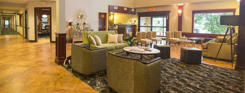 Parke Regency Hotel & Conference Center 2