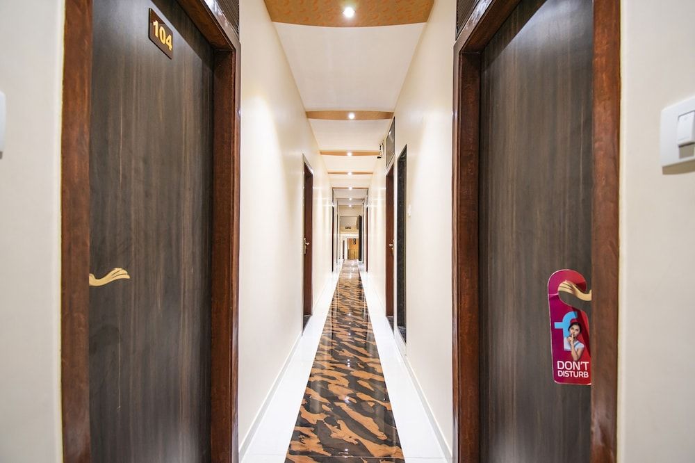 FabHotel Orange Suites - Nr Mumbai International Airport 2