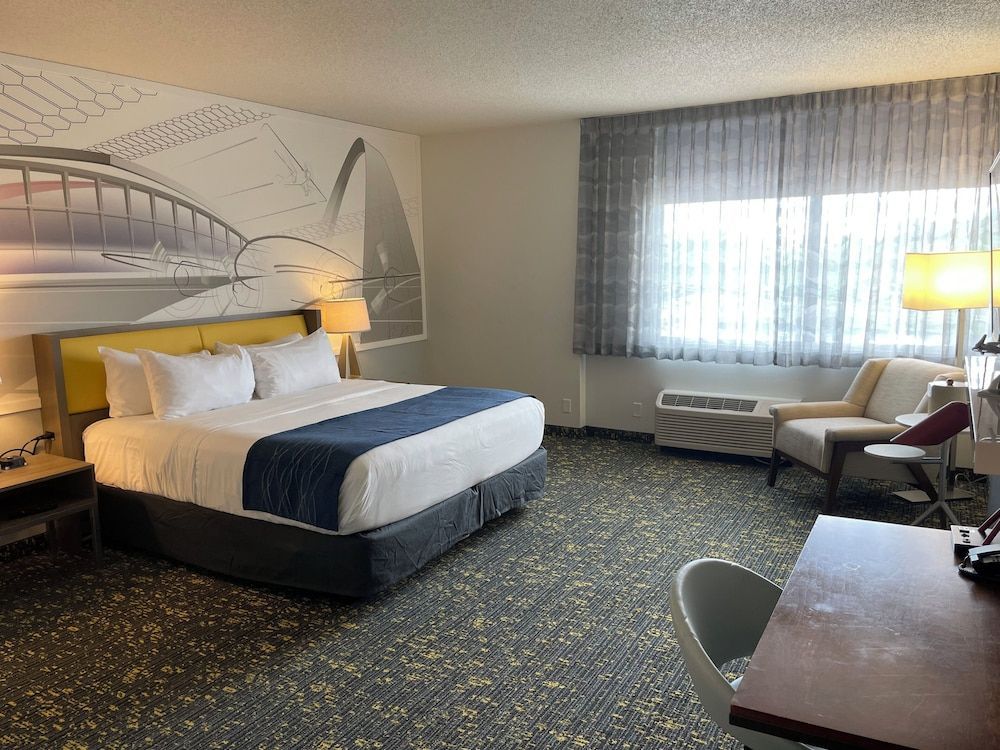 St. Louis Airport Hotel 2